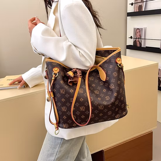Emg6810 with a Wallet Beach Woven Bags New Green Shopping Customizable Wholesale Black Luxury Quilted Custom Large Customized Leather Fashion Tote Bag
